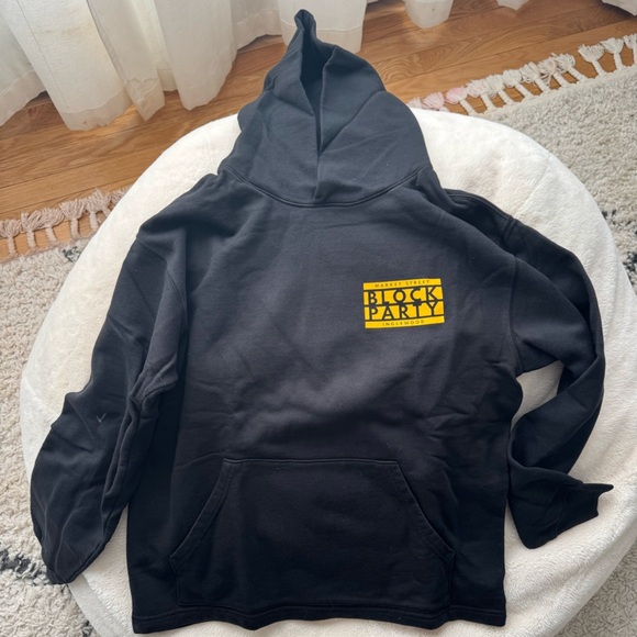 Mad Happy & HBO Collab Insecure - Picture 1 of 4